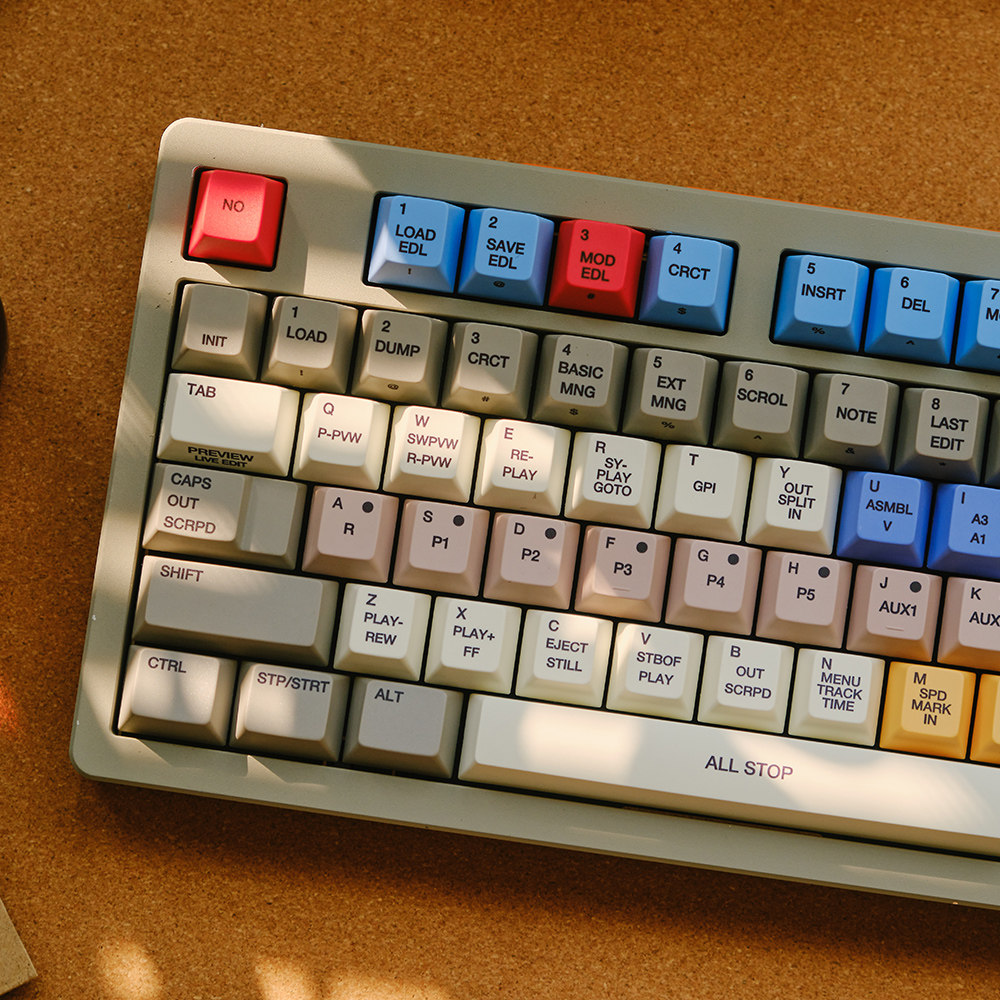Колпачки для клавиш FBB S9000, – обзор и цена Gaming Accessories Retro